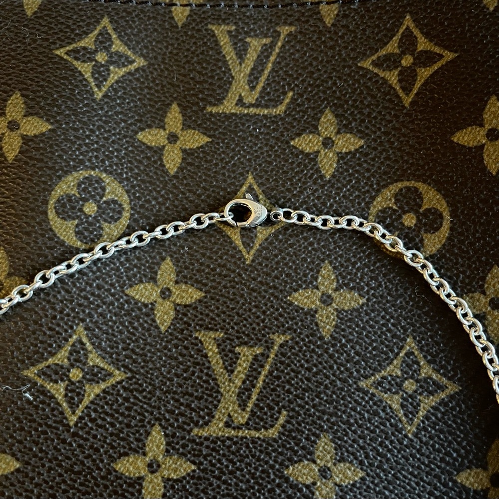 Gucci 925 Sterling Silver “GG” Logo Pendant Interlocking Chain Necklace - Picture 7 of 12
